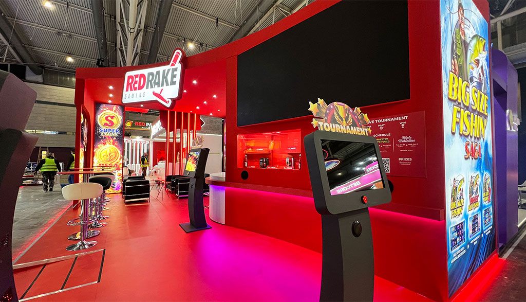 stand Red Rake ICE 2026